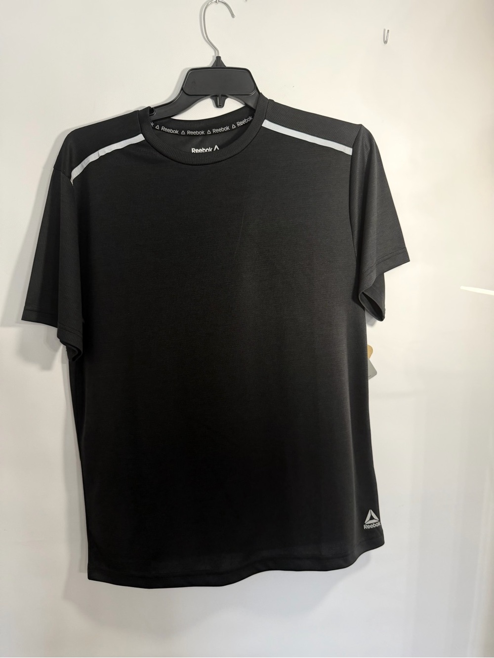 Reebok Men’s Black Short-Sleeve Athletic Tee with Gray Accents